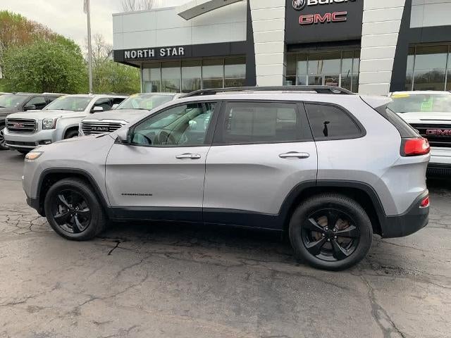 Used 2018 Jeep Cherokee Limited with VIN 1C4PJMDB2JD599797 for sale in Zelienople, PA