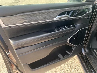 2022 Jeep Wagoneer Series III 4x4
