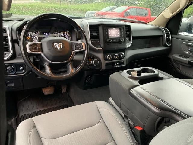 2020 RAM 1500 Big Horn 4x4 Crew Cab 5'7" Box