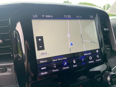 2021 RAM 1500 Laramie 4x4 Crew Cab 5'7" Box