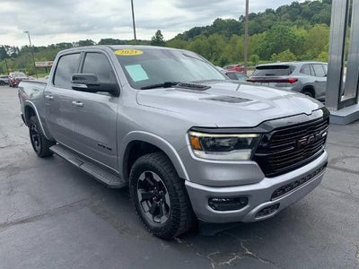 2021 RAM 1500 Laramie 4x4 Crew Cab 5'7" Box