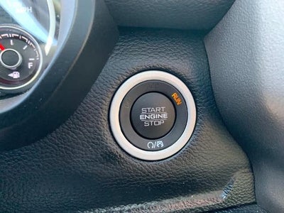 2021 RAM 1500 Laramie 4x4 Crew Cab 5'7" Box