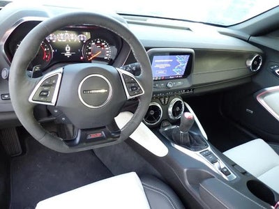 2022 Chevrolet Camaro 2dr Coupe 2SS