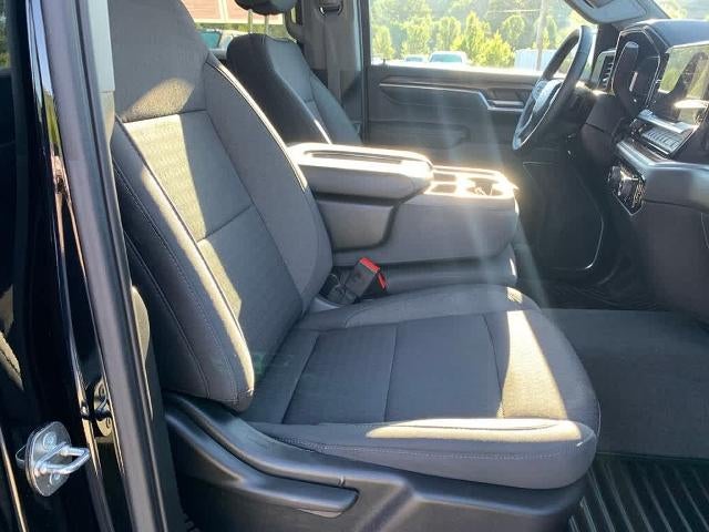 2023 Chevrolet Silverado 1500 Crew Cab Short Box 4-Wheel Drive LT 2FL