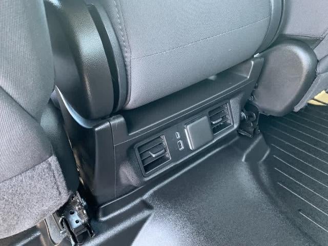 2025 Chevrolet Silverado 1500 Crew Cab Short Box 4-Wheel Drive LT 2FL