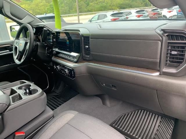 2024 Chevrolet Silverado 1500 Double Cab Standard Box 4-Wheel Drive LT 2FL