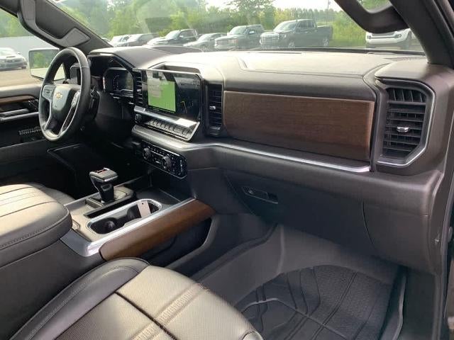 2025 Chevrolet Silverado 1500 Crew Cab Short Box 4-Wheel Drive High Country