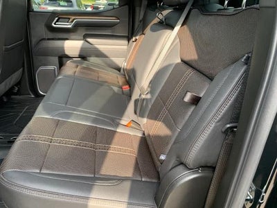 2025 Chevrolet Silverado 1500 Crew Cab Short Box 4-Wheel Drive High Country