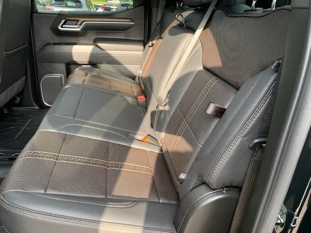 2025 Chevrolet Silverado 1500 Crew Cab Short Box 4-Wheel Drive High Country