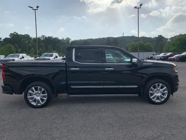 2025 Chevrolet Silverado 1500 Crew Cab Short Box 4-Wheel Drive High Country