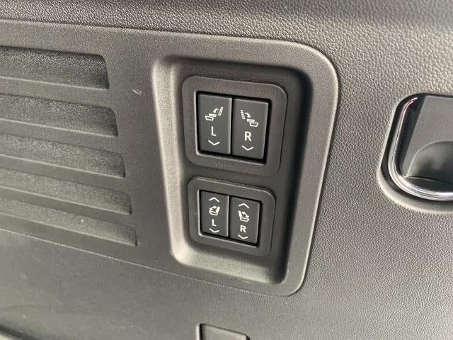 2026 GMC Acadia AWD Denali