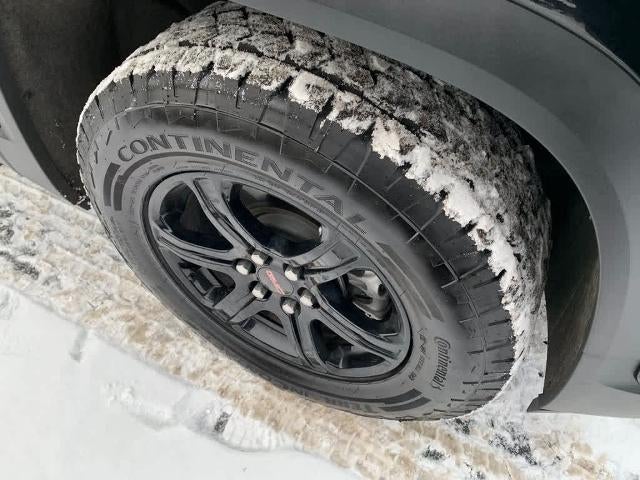 2023 GMC Acadia AWD AT4