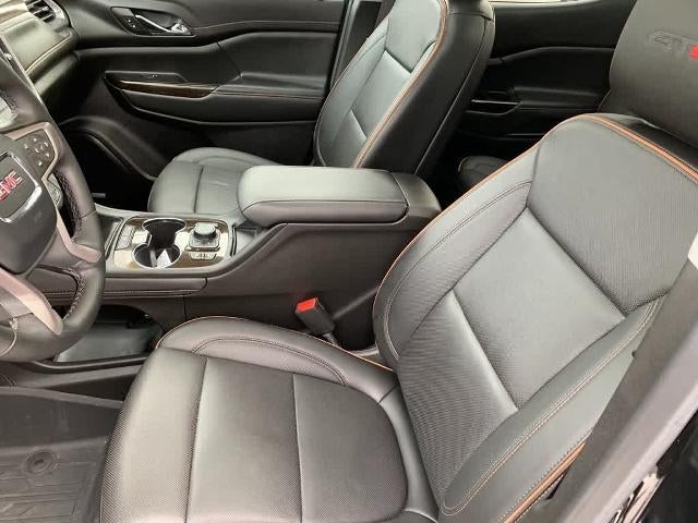2023 GMC Acadia AWD AT4