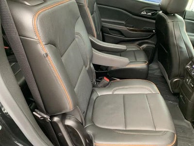 2023 GMC Acadia AWD AT4