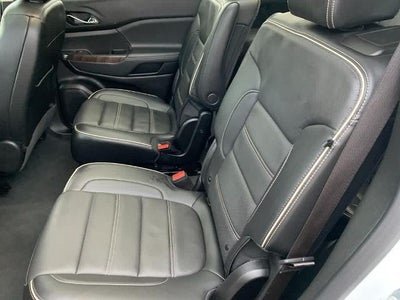 2023 GMC Acadia AWD Denali