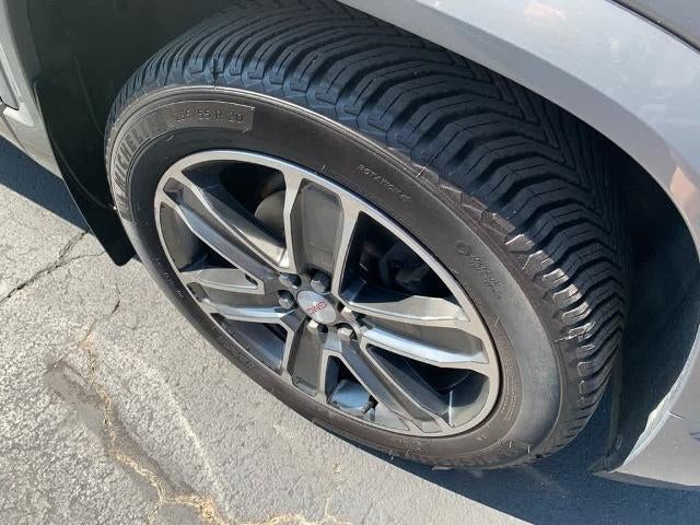 2019 GMC Acadia Denali - Photo 11