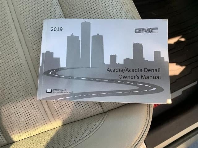 2019 GMC Acadia Denali - Photo 15