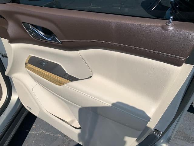 2019 GMC Acadia Denali - Photo 16