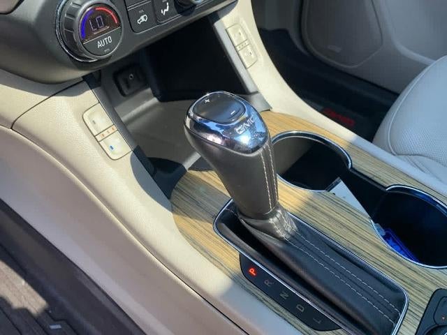 2019 GMC Acadia Denali - Photo 25