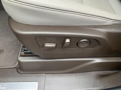 2025 GMC Yukon 4WD 4dr Elevation