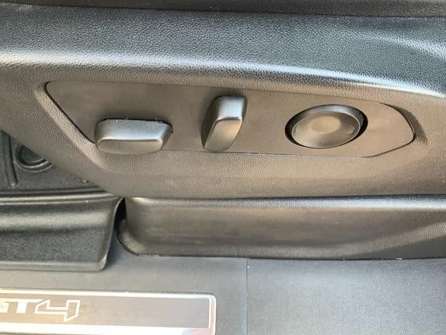 2023 GMC Yukon XL 4WD 4dr AT4
