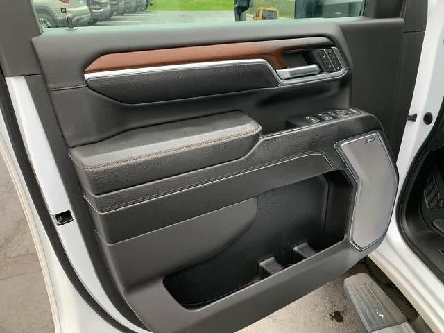 2024 GMC Sierra 2500 HD Crew Cab Standard Box 4-Wheel Drive Denali
