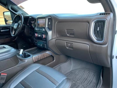 2022 GMC Sierra 2500 HD Crew Cab Long Box 4-Wheel Drive Denali