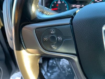 2022 GMC Canyon Crew Cab Short Box 4-Wheel Drive AT4 w/Cloth