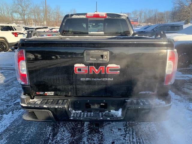 2022 GMC Canyon Crew Cab Short Box 4-Wheel Drive AT4 w/Cloth