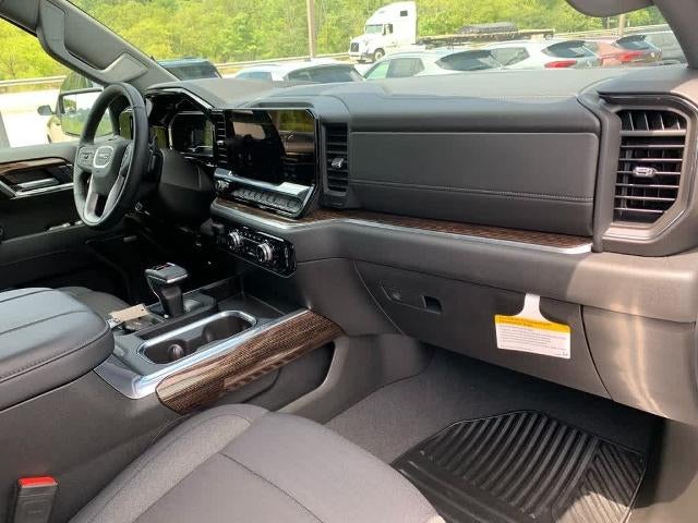 2025 GMC Sierra 1500 Crew Cab Short Box 4-Wheel Drive Elevation 3SB