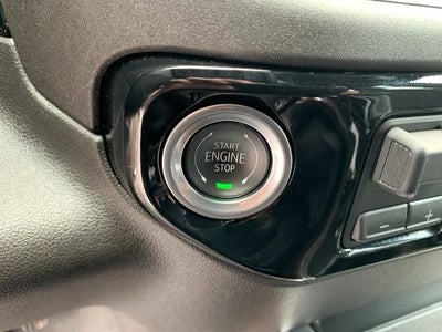 2025 GMC Sierra 1500 Crew Cab Short Box 4-Wheel Drive Elevation 3SB