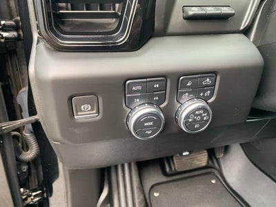 2023 GMC Sierra 1500 Crew Cab Short Box 4-Wheel Drive AT4