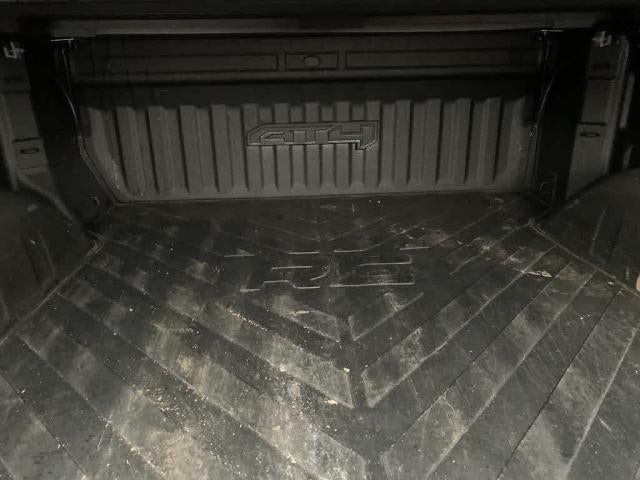 2022 GMC Sierra 1500 Crew Cab Short Box 4-Wheel Drive AT4