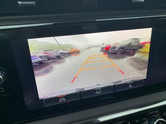 2022 GMC Sierra 1500 Crew Cab Short Box 4-Wheel Drive AT4