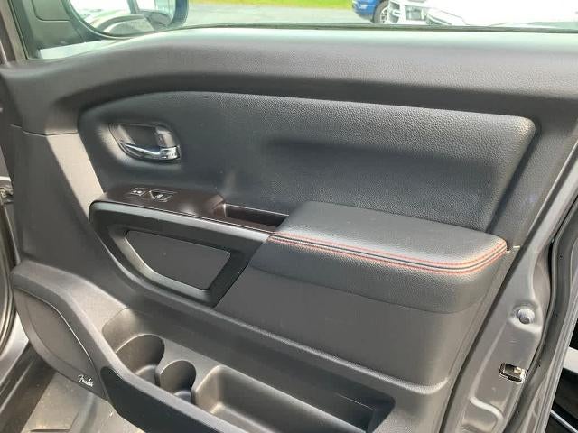 2021 Nissan TITAN 4x4 Crew Cab PRO-4X