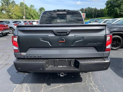 2021 Nissan TITAN 4x4 Crew Cab PRO-4X