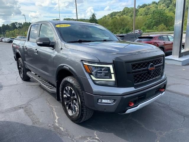 2021 Nissan TITAN 4x4 Crew Cab PRO-4X