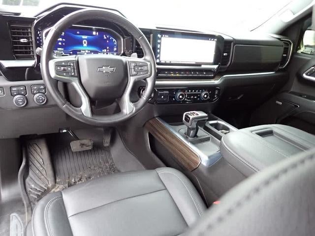 2022 Chevrolet Silverado 1500 Crew Cab Short Box 4-Wheel Drive RST