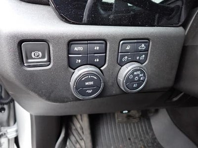 2022 Chevrolet Silverado 1500 Crew Cab Short Box 4-Wheel Drive RST