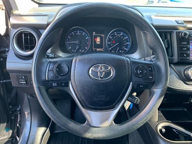 2018 Toyota RAV4 LE AWD (Natl)