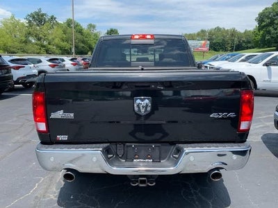 2016 RAM 1500 4WD Crew Cab 5.7 Ft Box Big Horn