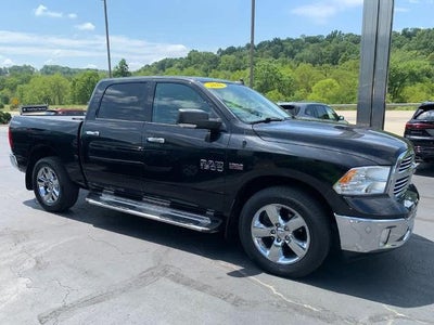 2016 RAM 1500 4WD Crew Cab 5.7 Ft Box Big Horn