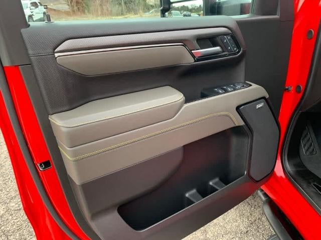 2024 Chevrolet Silverado 1500 Crew Cab Short Box 4-Wheel Drive ZR2