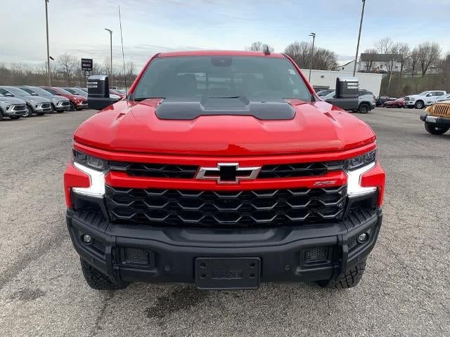 2024 Chevrolet Silverado 1500 Crew Cab Short Box 4-Wheel Drive ZR2