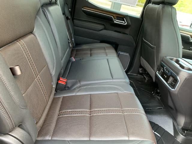 2026 Chevrolet Silverado 1500 Crew Cab Short Box 4-Wheel Drive High Country
