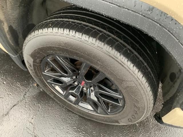 2022 GMC Sierra 1500 Crew Cab Short Box 4-Wheel Drive Elevation 3VL