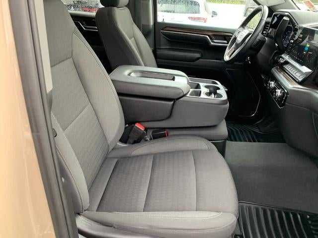 2022 GMC Sierra 1500 Crew Cab Short Box 4-Wheel Drive Elevation 3VL