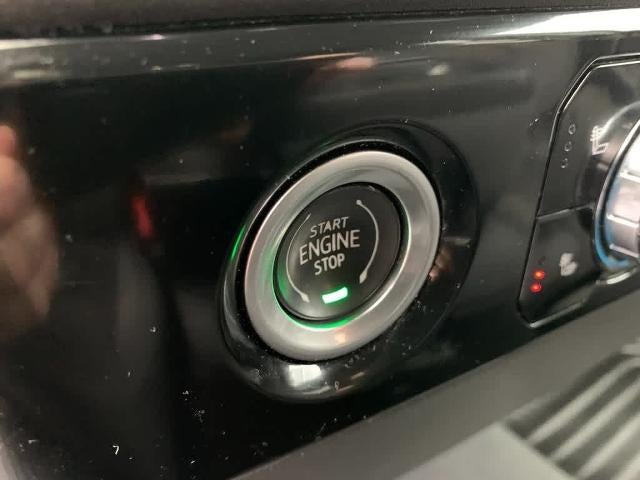 2022 GMC Sierra 1500 Crew Cab Short Box 4-Wheel Drive Elevation 3VL