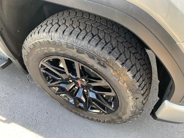2026 GMC Sierra 1500 Crew Cab Short Box 4-Wheel Drive Elevation 3VL