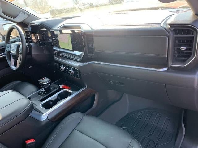 2023 GMC Sierra 1500 Crew Cab Short Box 4-Wheel Drive SLT